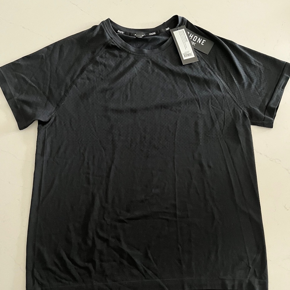 Rhone Versatility Seamless Short Sleeve - Medium